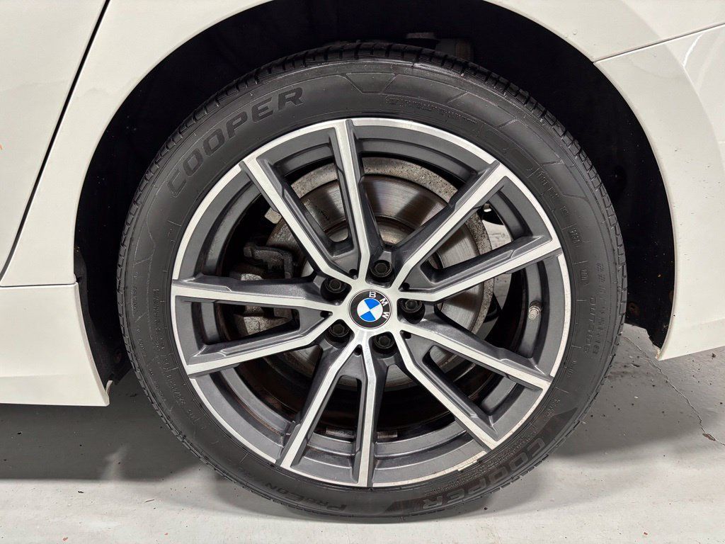 Used 2020 BMW 330i xDrive Sedan w/ Premium Package AWD/4WD image 59