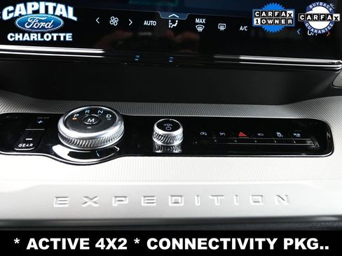 Used 2025 Ford Expedition Active image 17
