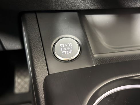 Used 2017 Audi A4 2.0T Ultra Premium image 26