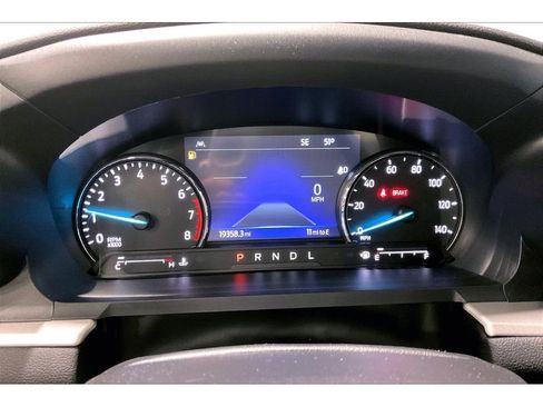 Used 2023 Ford Explorer XLT w/ Equipment Group 202A image 21