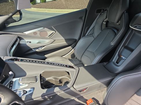 Used 2024 Chevrolet Corvette Stingray Preferred Conv w/ Battery Protection Package RWD image 16