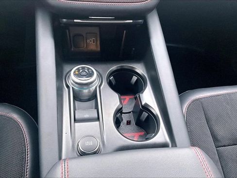 Used 2025 Ford Explorer ST image 15