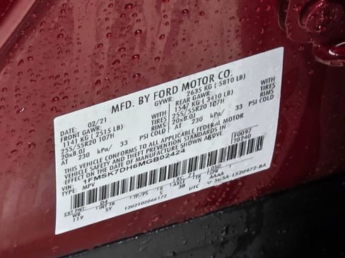 Used 2021 Ford Explorer XLT w/ Equipment Group 202A RWD image 35