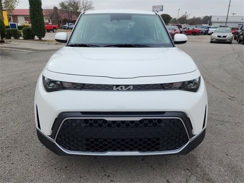 New 2025 Kia Soul LX w/ LX Technology Package image 9