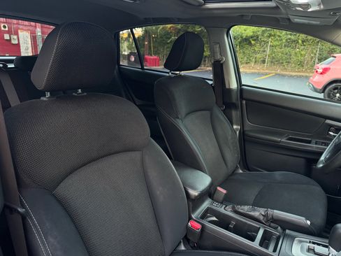 Used 2014 Subaru Crosstrek 2.0i Premium w/ Moonroof Package image 25