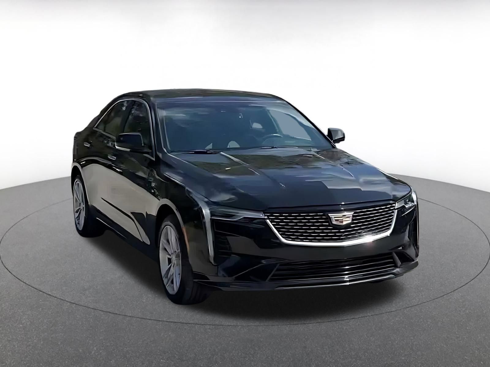 Used 2026 Cadillac CT4 Luxury AWD/4WD image 3