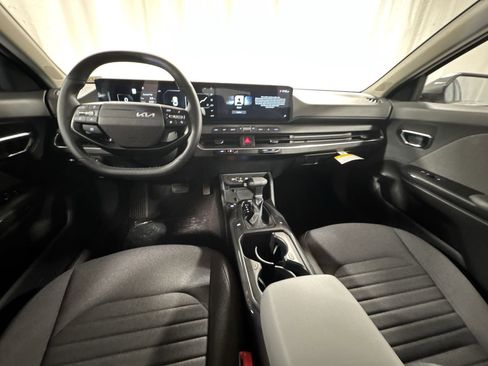 Certified 2025 Kia K4 EX image 12