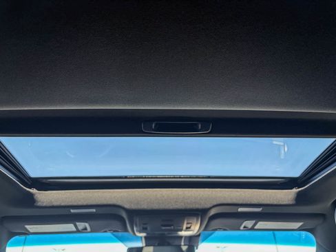 Used 2024 Lexus ES 300h F Sport w/ Accessory Package (Z1) image 15