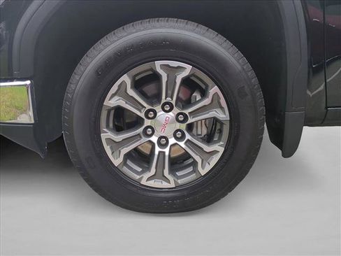 Used 2025 GMC Sierra 1500 SLT AWD/4WD image 26