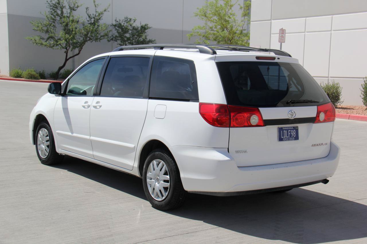 Used 2007 Toyota Sienna CE FWD image 7