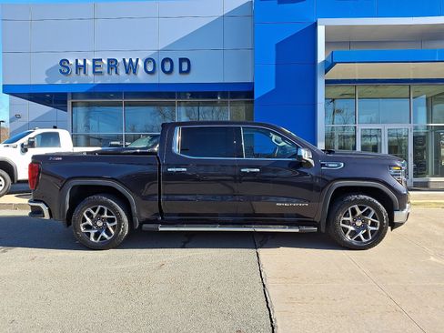 Used 2022 GMC Sierra 1500 SLT w/ SLT Premium Plus Package image 7