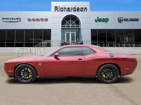 Used 2023 Dodge Challenger SRT Hellcat image 3