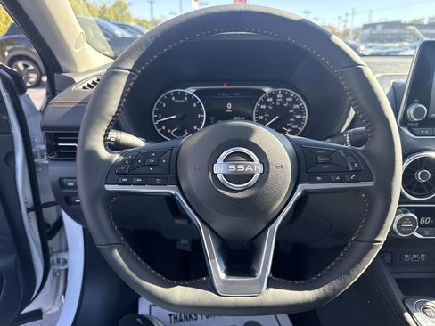 New 2025 Nissan Sentra SR w/ SR Premium Package FWD image 12