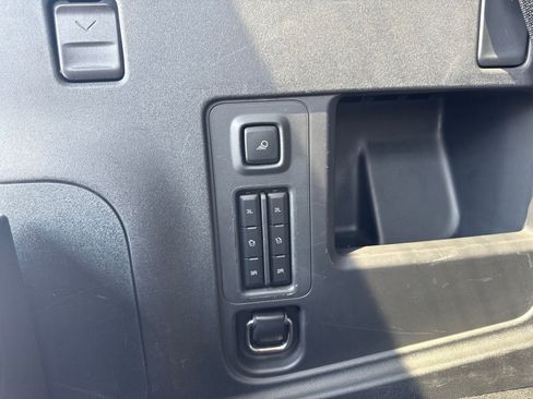 Certified 2025 Ford Expedition Active AWD/4WD image 12