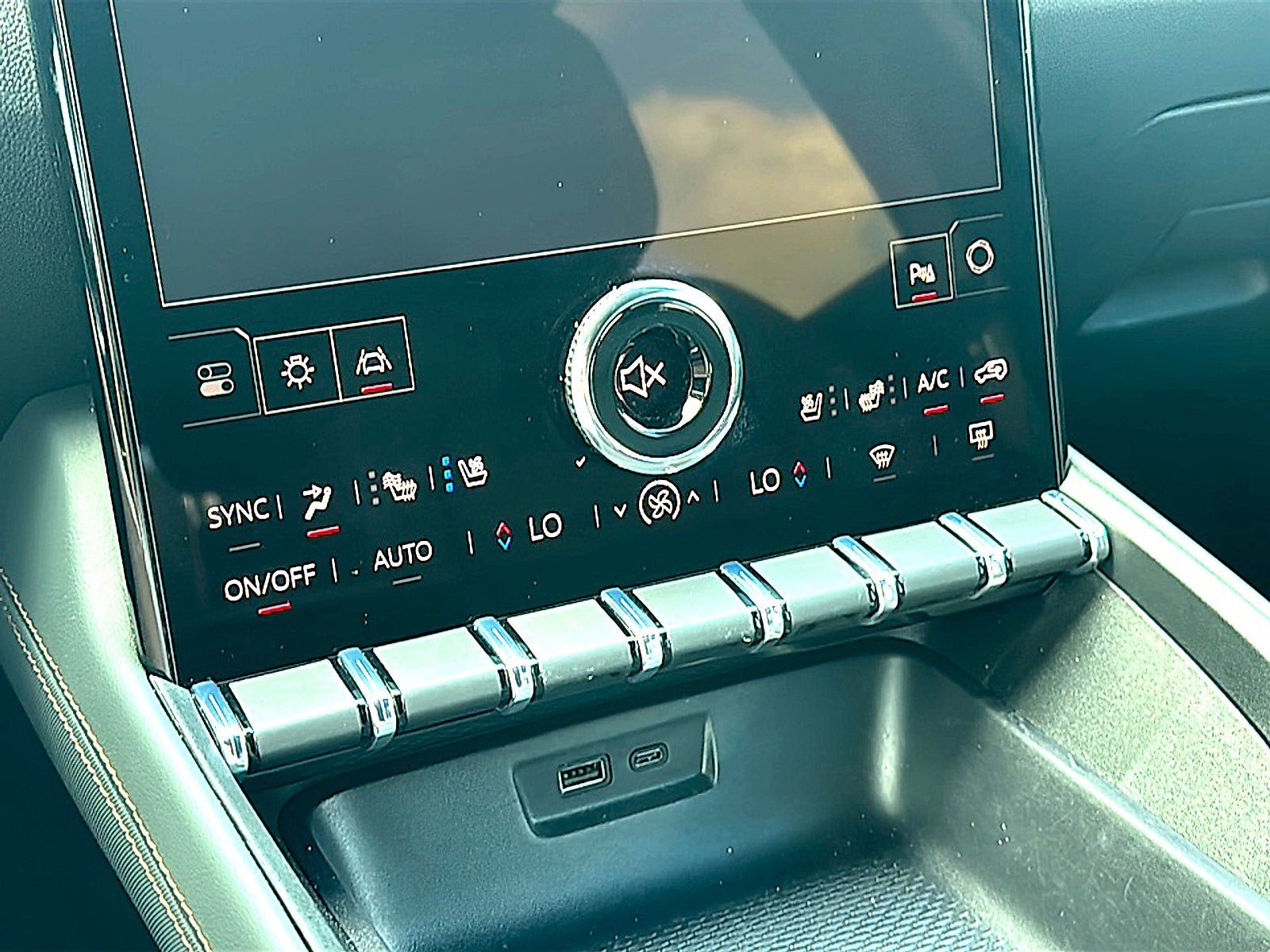 New 2026 GMC Terrain AT4 w/ Convenience Package III AWD/4WD image 25