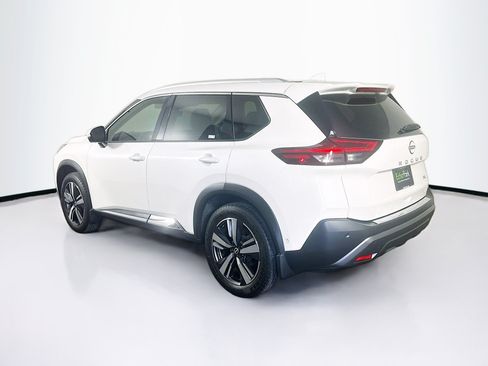 Used 2023 Nissan Rogue SL w/ SL Premium Package FWD image 5