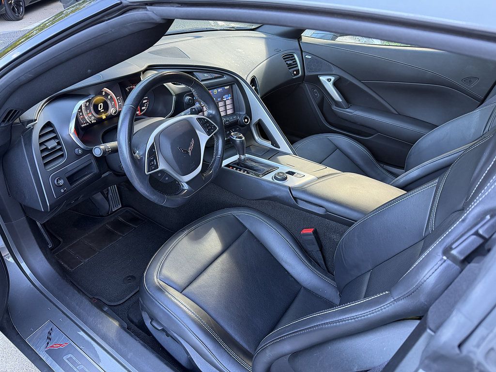 Used 2016 Chevrolet Corvette Stingray Coupe RWD image 5