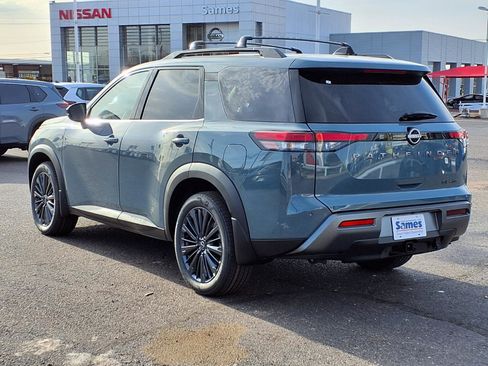 New 2026 Nissan Pathfinder SL w/ SL Premium Package image 5