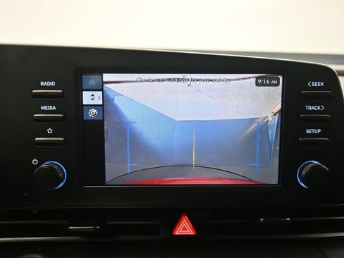 Used 2025 Hyundai Elantra Sport FWD image 19