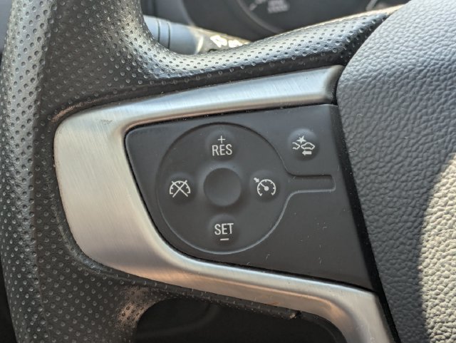 Used 2024 GMC Terrain SLE FWD image 25