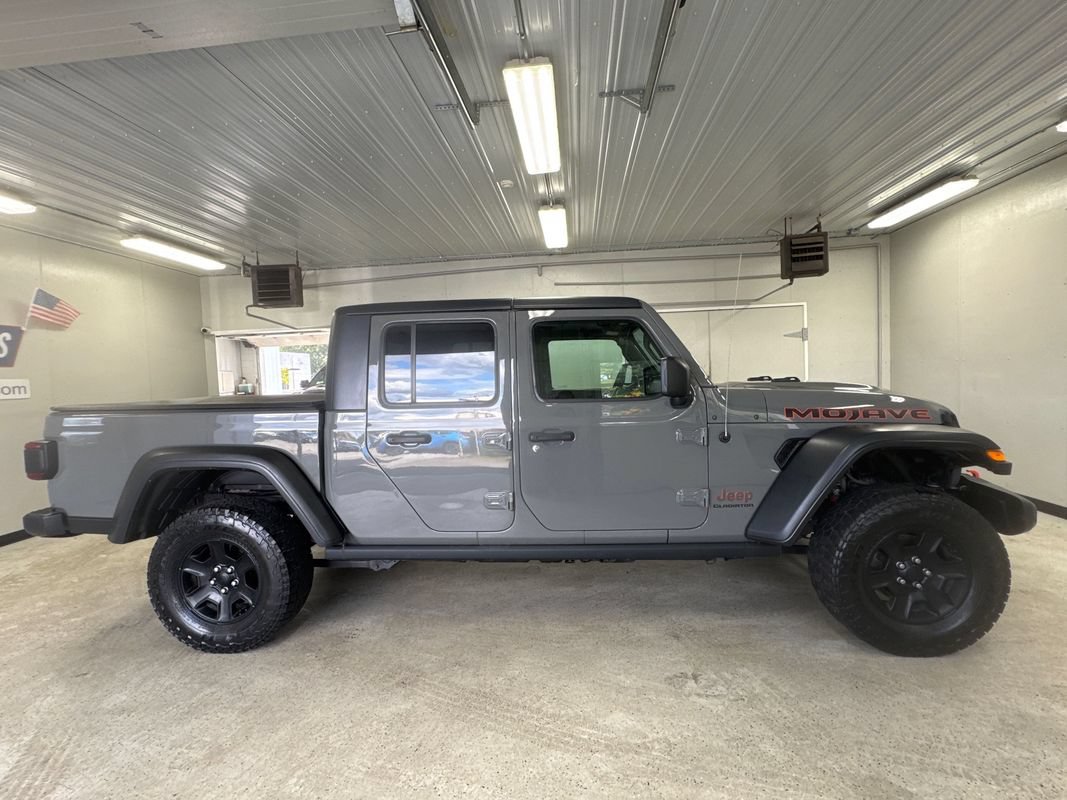 Used 2021 Jeep Gladiator Mojave w/ LED Lighting Group AWD/4WD image 9