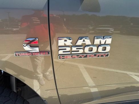 Used 2015 RAM 2500 Tradesman w/ Chrome Appearance Group AWD/4WD image 5