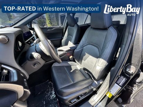 Used 2023 Lexus UX 250h AWD w/ Premium Package image 13