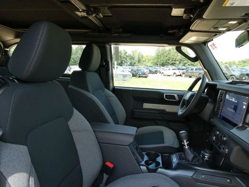 New 2026 Ford Bronco 2-Door AWD/4WD image 8