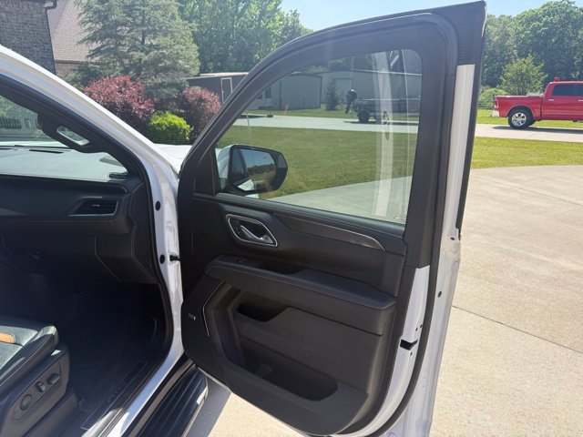 Used 2021 GMC Yukon AT4 AWD/4WD image 16