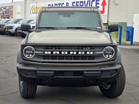 New 2025 Ford Bronco Big Bend image 2