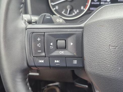 Certified 2025 Nissan Rogue SV AWD/4WD image 12