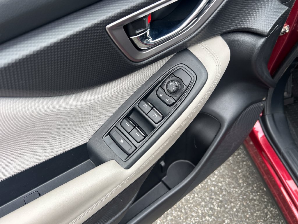 Certified 2023 Subaru Forester Premium AWD/4WD image 13