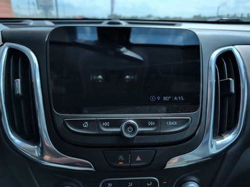 Used 2023 Chevrolet Equinox LT FWD image 19