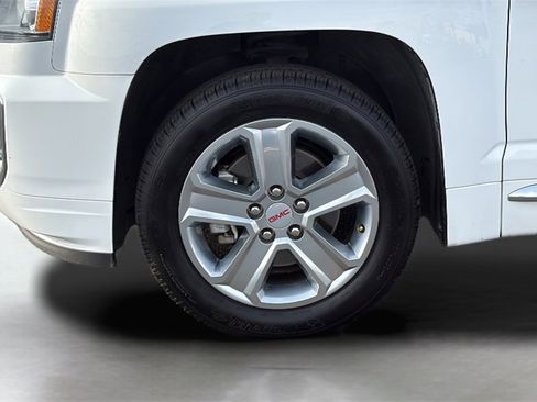 Used 2017 GMC Terrain Denali image 9