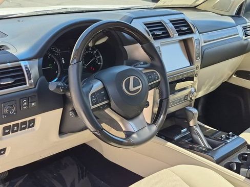 Used 2021 Lexus GX 460 Premium w/ Premium Package AWD/4WD image 12