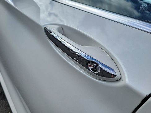 Used 2023 INFINITI QX55 Luxe w/ Cargo Package image 9