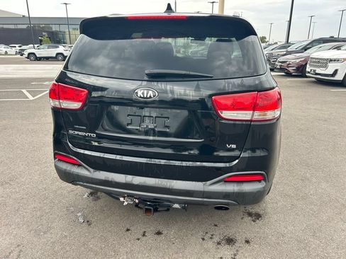Used 2016 Kia Sorento LX FWD image 7