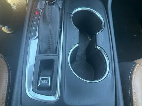 Used 2019 Chevrolet Equinox Premier FWD image 41