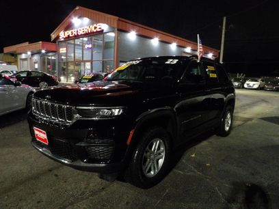 Used 2023 Jeep Grand Cherokee Laredo