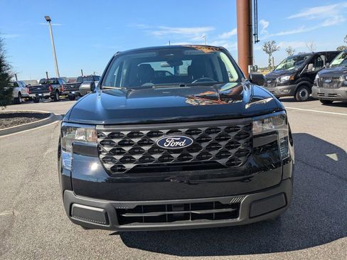 New 2025 Ford Maverick XL image 9