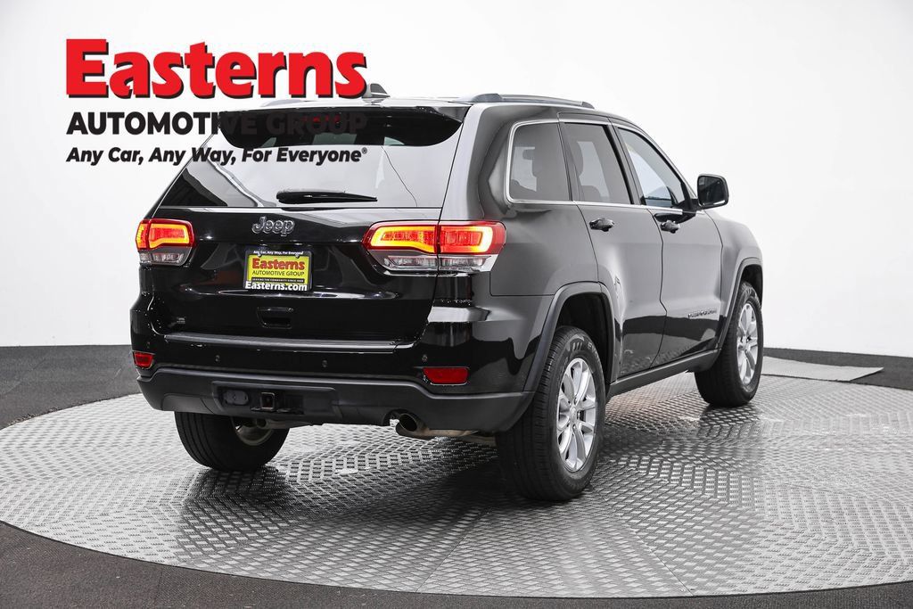 Used 2021 Jeep Grand Cherokee Laredo AWD/4WD image 5