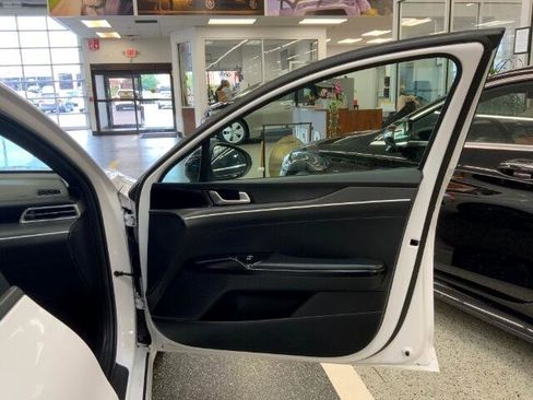 Used 2022 Kia K5 GT-Line image 30