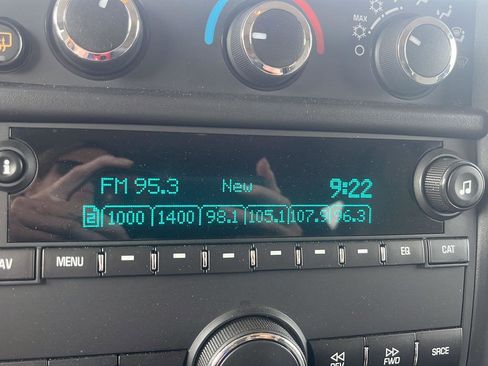 Used 2024 Chevrolet Express 3500 LS image 16