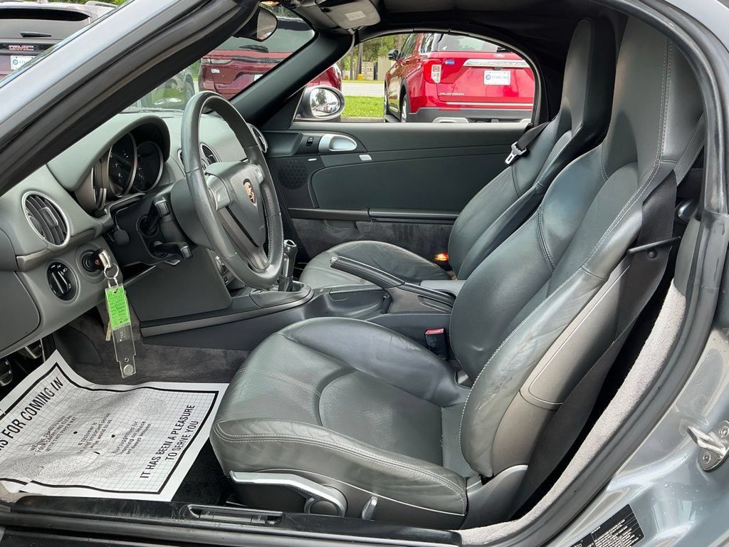 Used 2006 Porsche Boxster RWD image 27