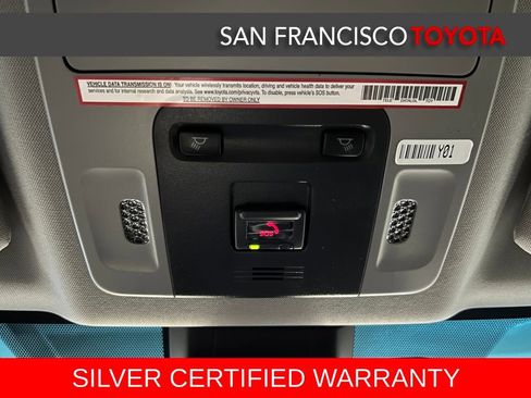 Certified 2020 Toyota Camry LE image 27