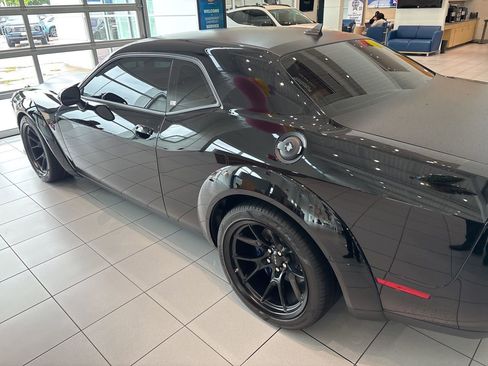 Used 2023 Dodge Challenger SRT Hellcat image 7