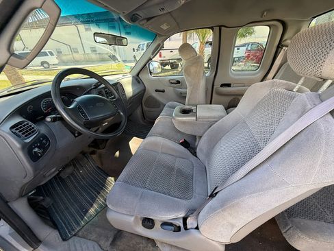 Used 2002 Ford F150 XL RWD image 10
