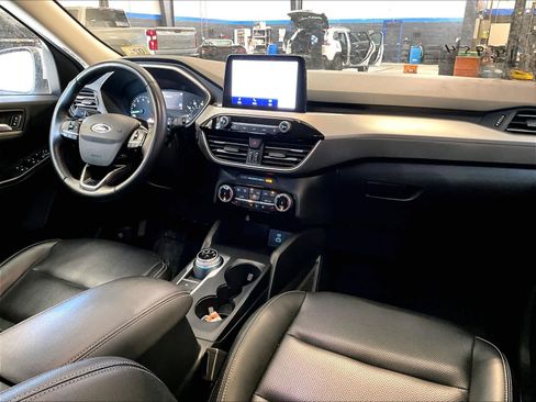 Used 2022 Ford Escape SEL AWD/4WD image 14
