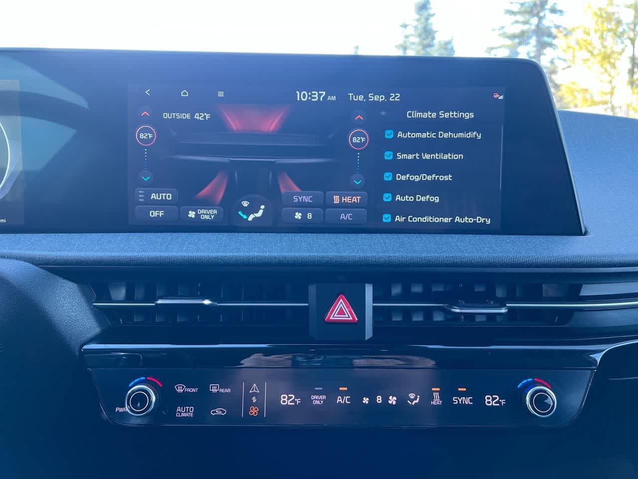 Certified 2022 Kia EV6 Wind AWD/4WD image 19