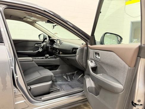 Used 2021 Nissan Rogue SV AWD/4WD image 43